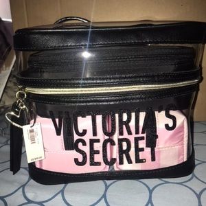 New Victoria Secret Beauty Bag Set